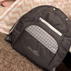 Baby delight portable snuggle bed with mosquito net & music